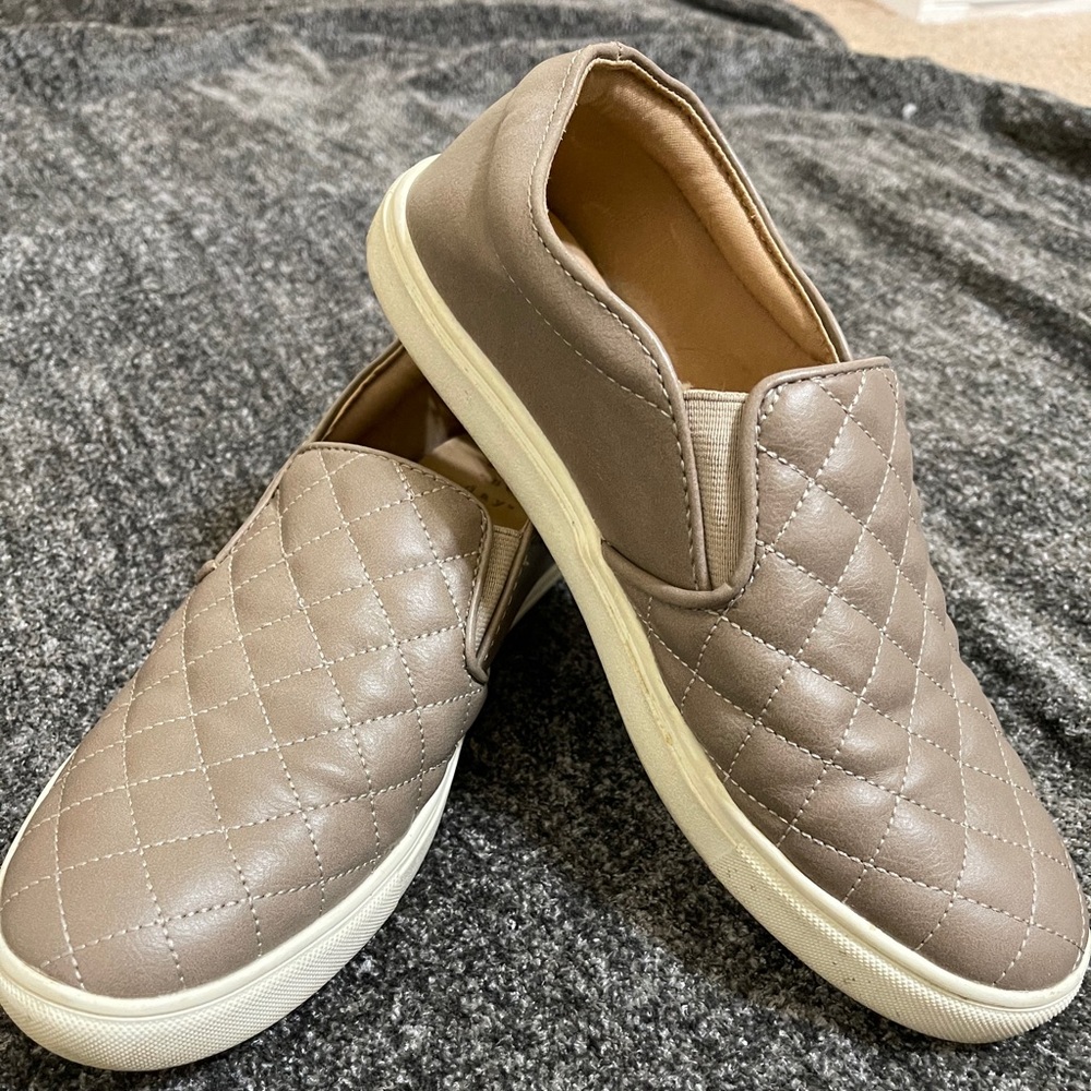 Quilted slip on sneakers
